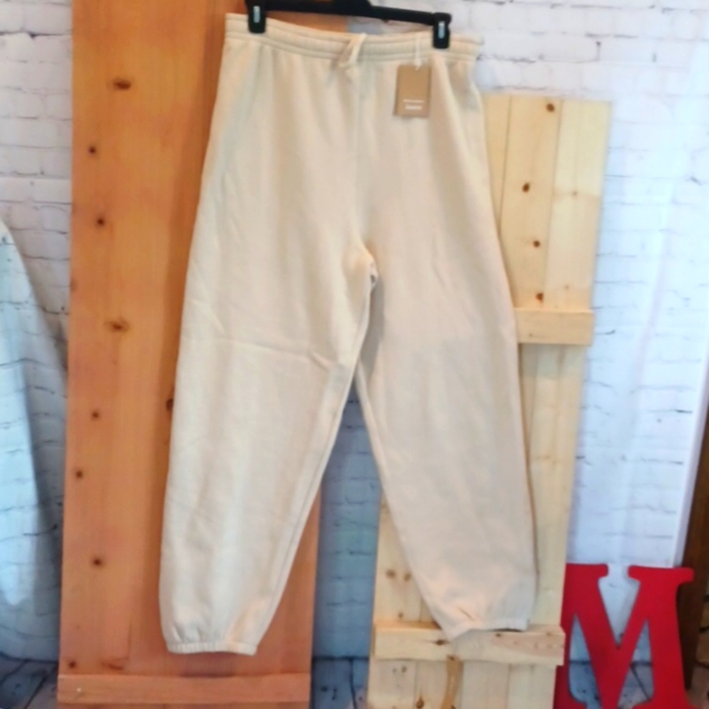 NWT REFORMATION SIZE XL CREAM COLOR SWEATPANTS
